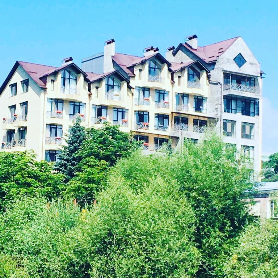 Sunny Apartment Dilijan Exterior foto